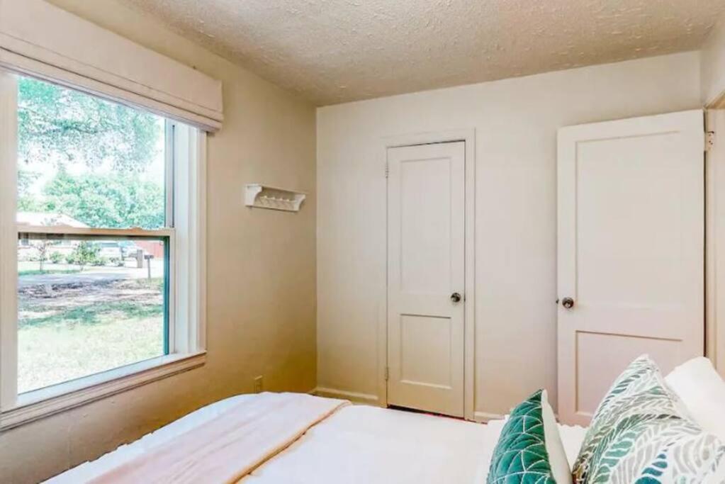 Private, Quiet-Close To Dwntn Pensacola, Stadium, Beaches Villa ภายนอก รูปภาพ